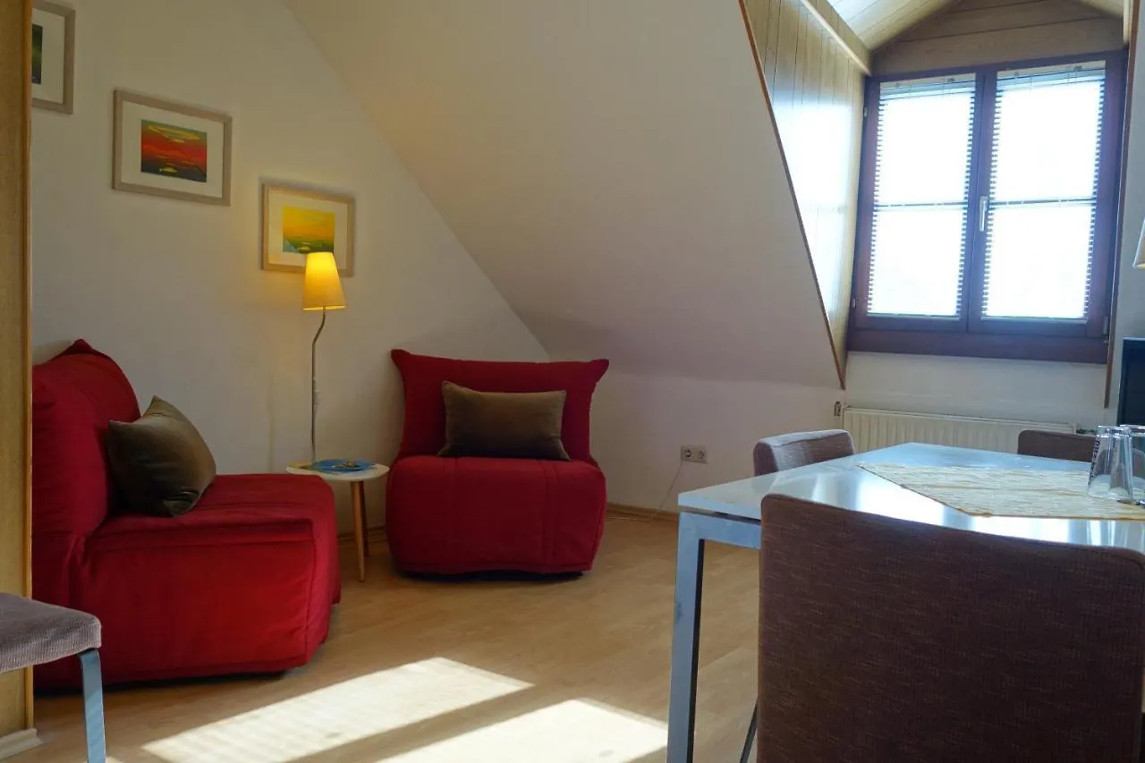 Pension Am Helenenwall Cologne