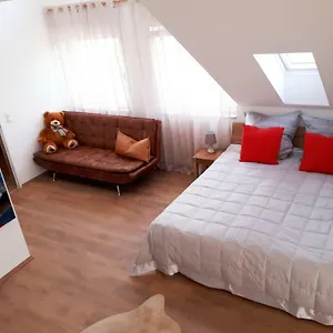 Guest house Villa-seerose, Cologne