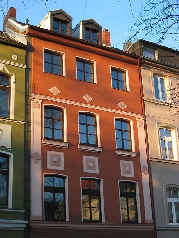 Pension Am Helenenwall Cologne Guest house